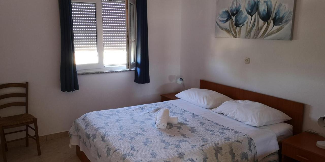 Aurora Apartments-Nin- 25M To The Beach Екстер'єр фото