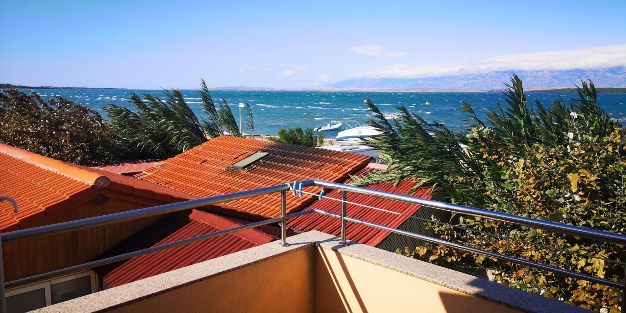 Aurora Apartments-Nin- 25M To The Beach Екстер'єр фото